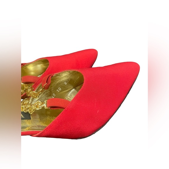 ESCADA Red satin pointed toe gold chain slingback pumps size 10 - Picture 5 of 11